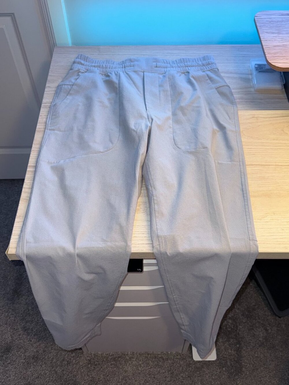 Lululemon Joggers - Off-White
